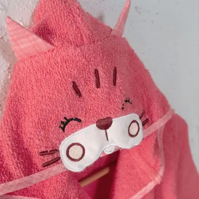 Angeltouch Unisex Bebek Bornozu Figürlü Pembe (1)