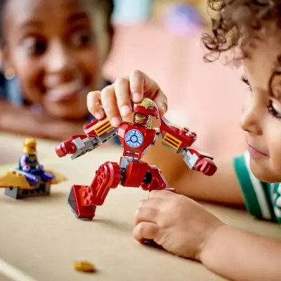 Iron Man Hulkbuster Thanos’a Karşı - 8