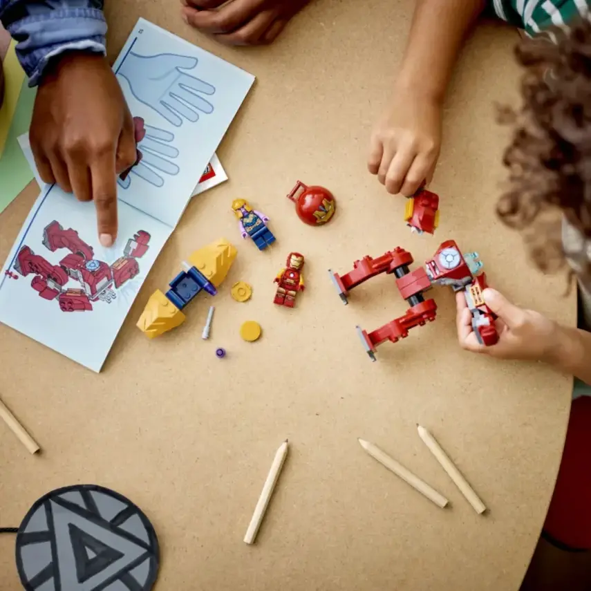 Iron Man Hulkbuster Thanos’a Karşı - 9