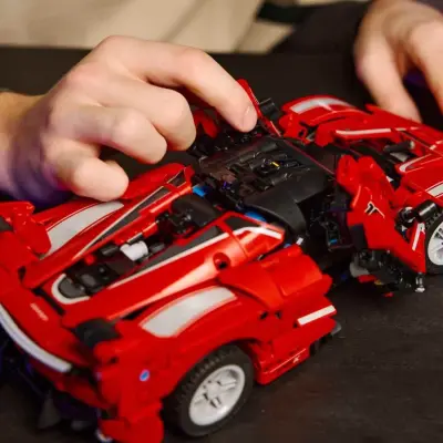 LEGO Technic Ferrari FXX K 42212  - 12